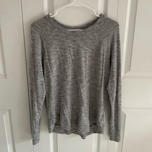 ATHLETA - Grey sweater - Medium